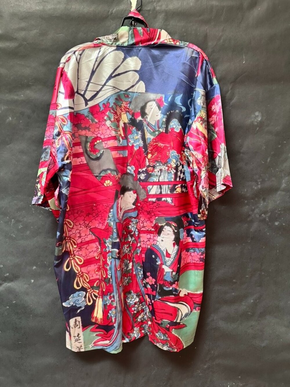 Toyohara Chikanobu Red Geisha Girls Glossy Short Sleeve Kimono Robe Size XL OS - Picture 9 of 9